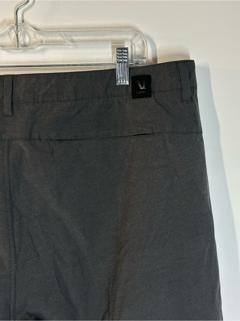 Vuori Meta Shorts Black Performance Shorts, Size 38 - Picture 5 of 6